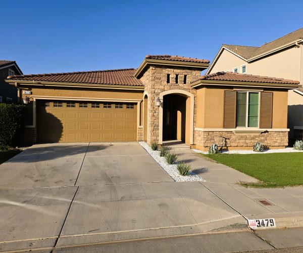 3479 Sussex Ave Clovis, Ca. 93619